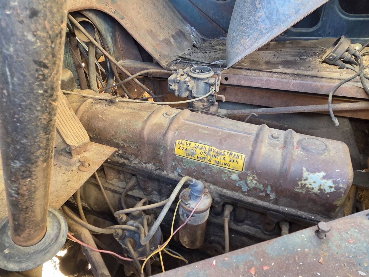 International-1952-black-3