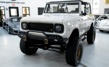 International-1967-SUV-3