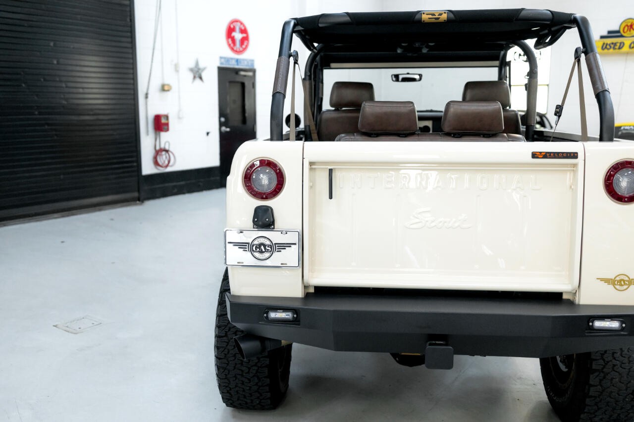 International-1967-SUV-31