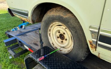 International-1973-white-14