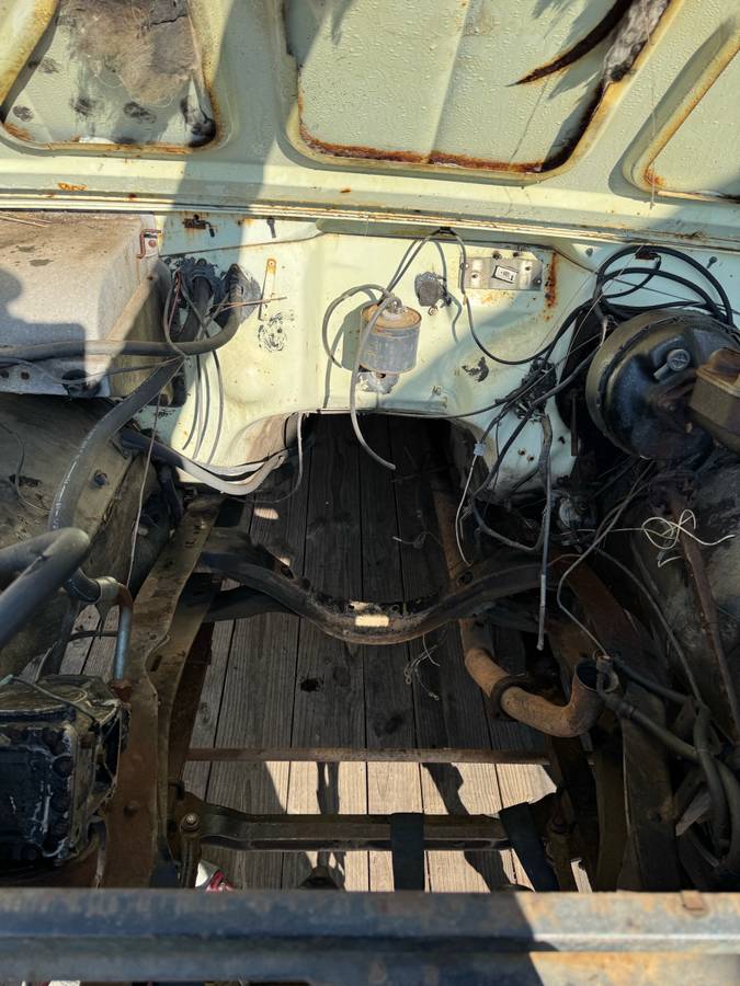 International-1973-white-3