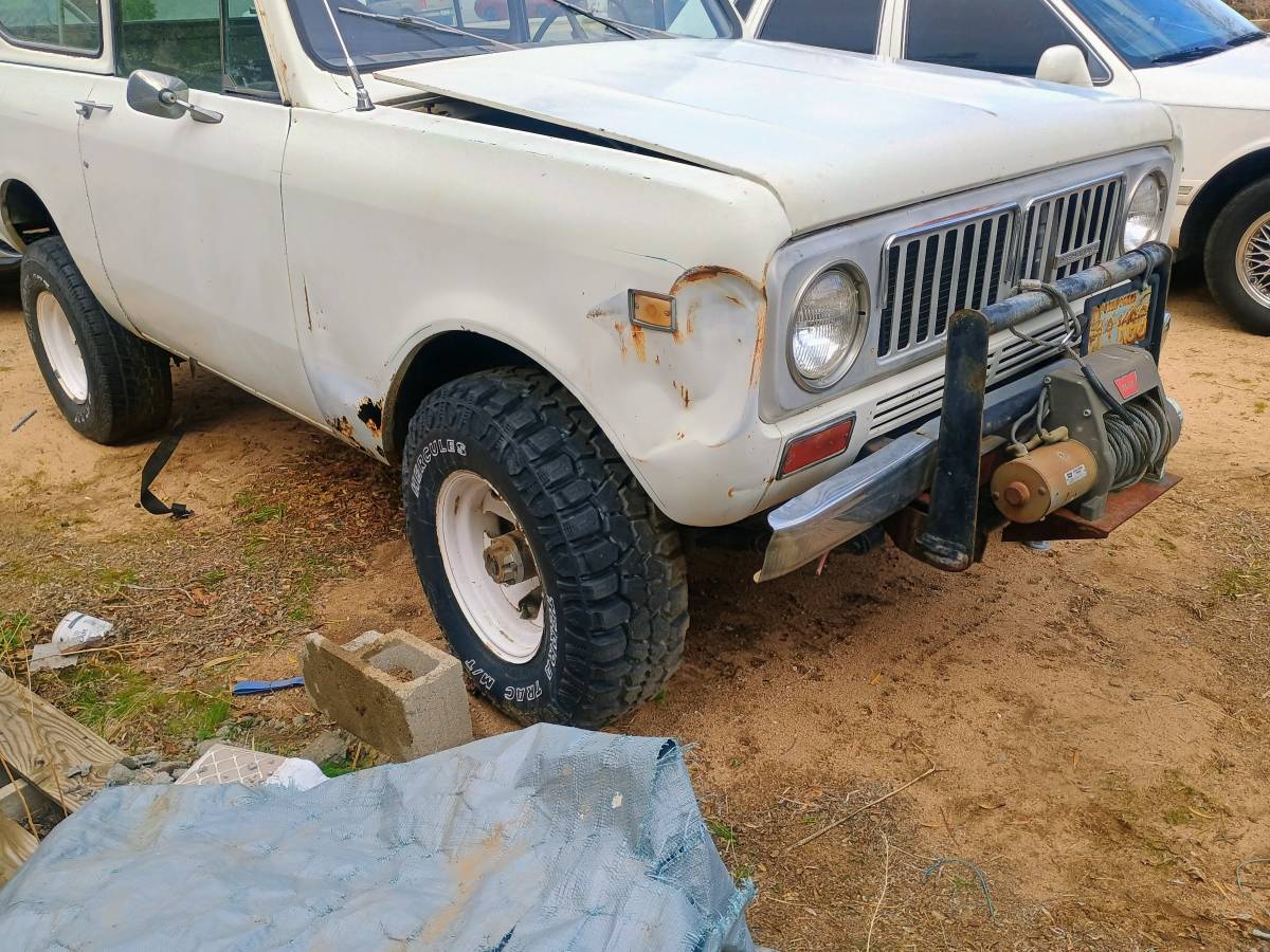 International-1974-3