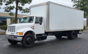 International-4900-diesel-1990-white-121