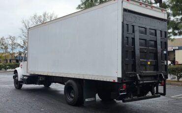 International-4900-diesel-1990-white-69