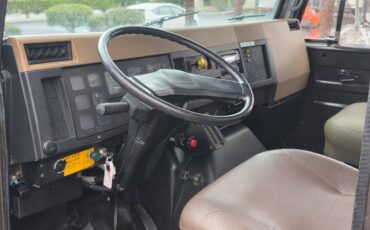 International-4900-diesel-1990-white-92