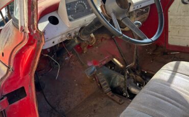 International-Harvester-34-Ton-Pickup-1961-Standard-Cab-Pickup-10