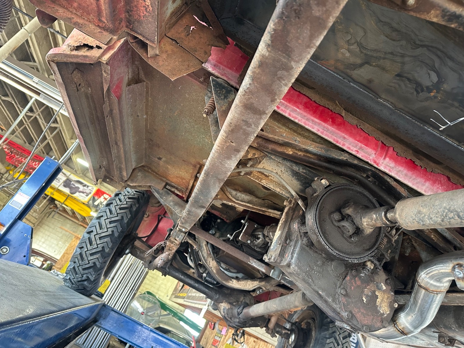 International-Harvester-34-Ton-Pickup-1961-Standard-Cab-Pickup-14