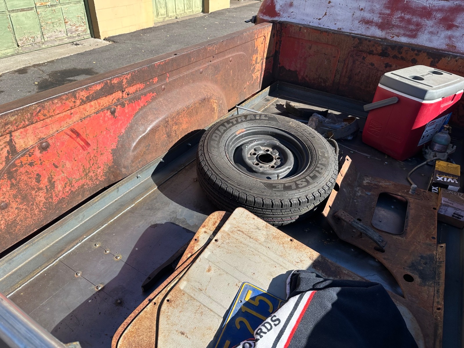 International-Harvester-34-Ton-Pickup-1961-Standard-Cab-Pickup-4