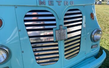International-Harvester-METRO-VAN-1959-Commercial-Vehicle-11