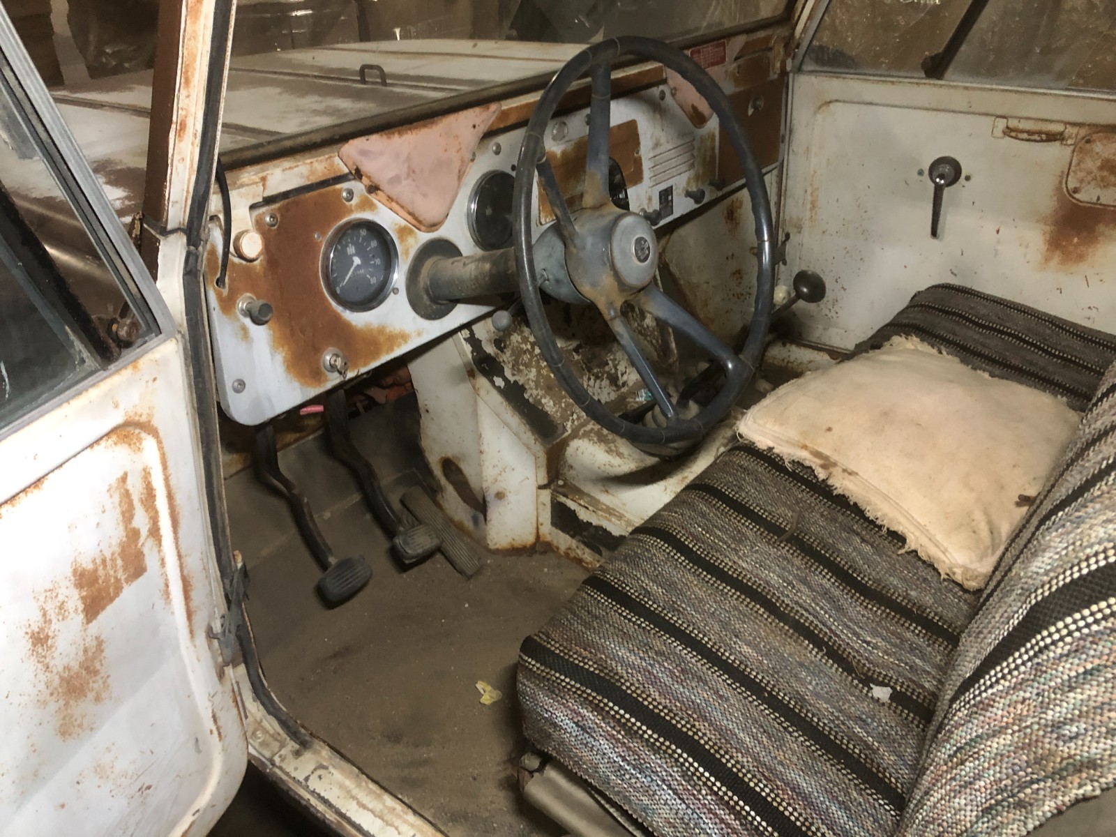 International-Harvester-Scout-1963-24