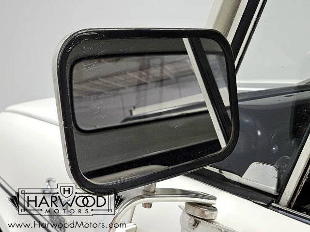 International-Harvester-Scout-1967-Pickup-21