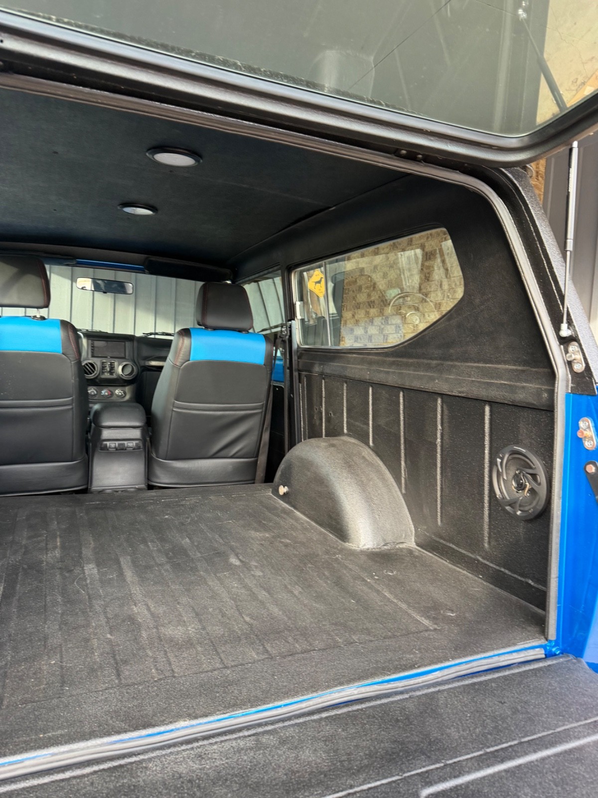 International-Harvester-Scout-1975-SUV-19