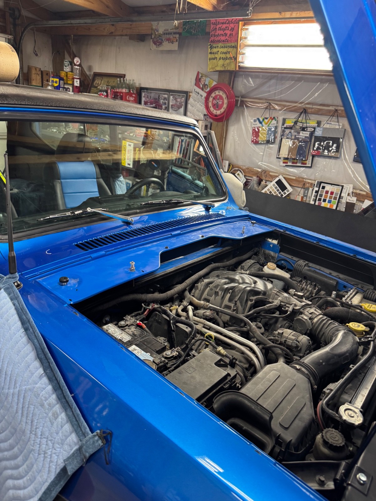 International-Harvester-Scout-1975-SUV-23