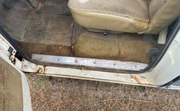 International-Harvester-Travelall-1973-SUV-13