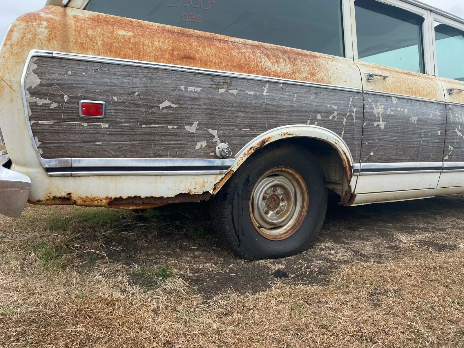 International-Harvester-Travelall-1973-SUV-15