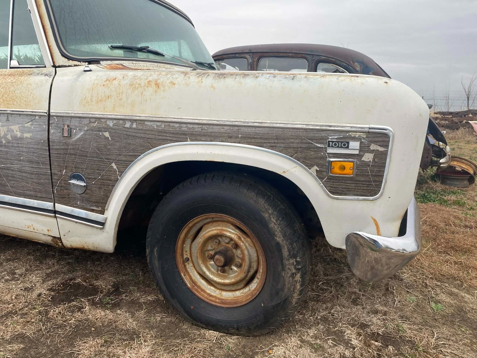 International-Harvester-Travelall-1973-SUV-19