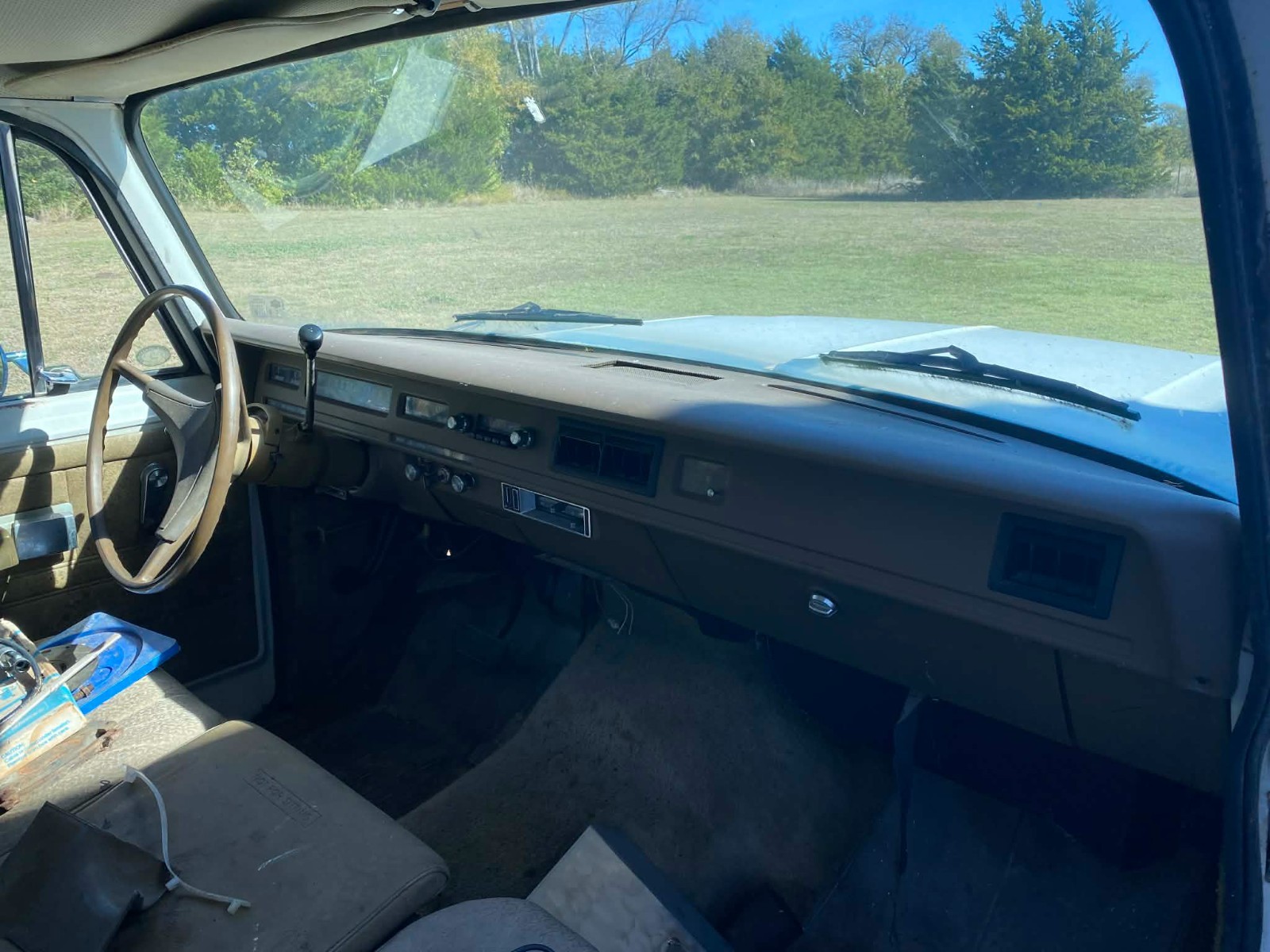 International-Harvester-Travelall-1973-SUV-7