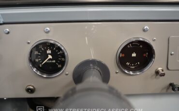 International-Scout-1963-Blue-Brown-47