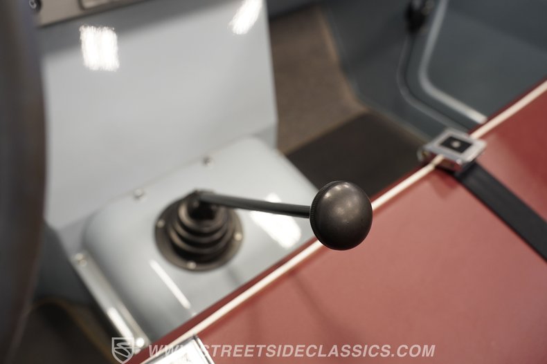 International-Scout-1963-Blue-Brown-7