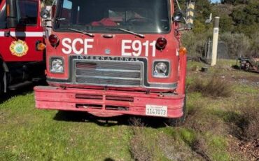 International-diesel-1978-red-1