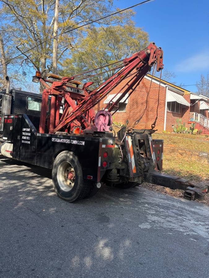 International-diesel-1988-black-1