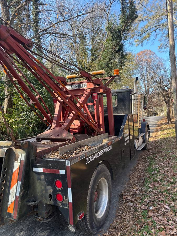 International-diesel-1988-black-3