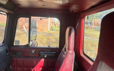 International-diesel-1988-black-7