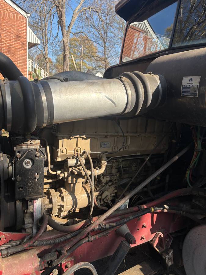 International-diesel-1988-black-8