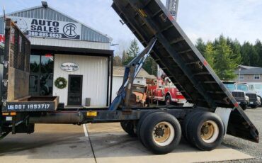 International-f-8100-diesel-1994-white-1