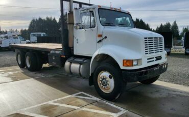 International-f-8100-diesel-1994-white-10