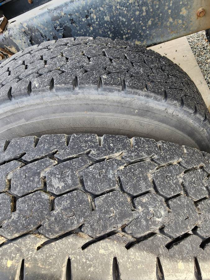 International-f-8100-diesel-1994-white-21