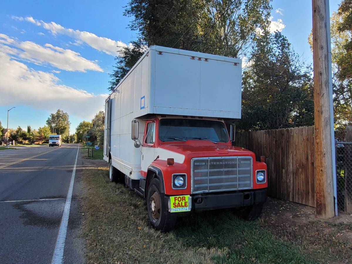 International-harvester-diesel-1979-white-17