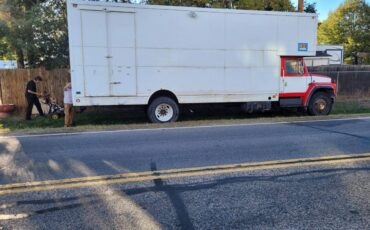 International-harvester-diesel-1979-white-18