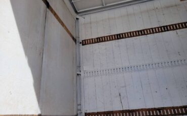 International-harvester-diesel-1979-white-3