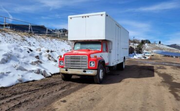 International-harvester-diesel-1979-white-9