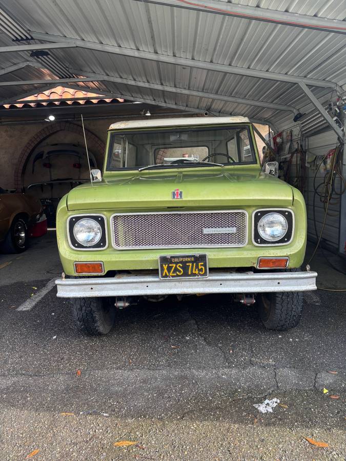 International-harvester-scout-800-1969-green-3