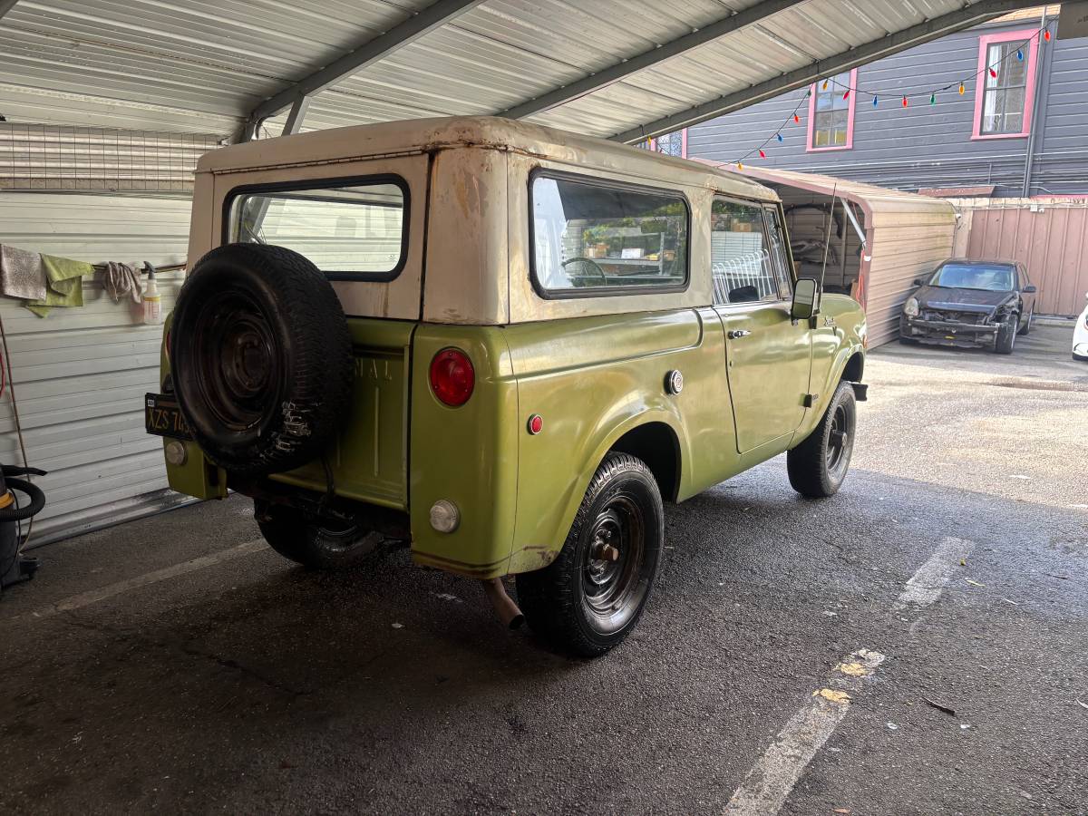 International-harvester-scout-800-1969-green-4