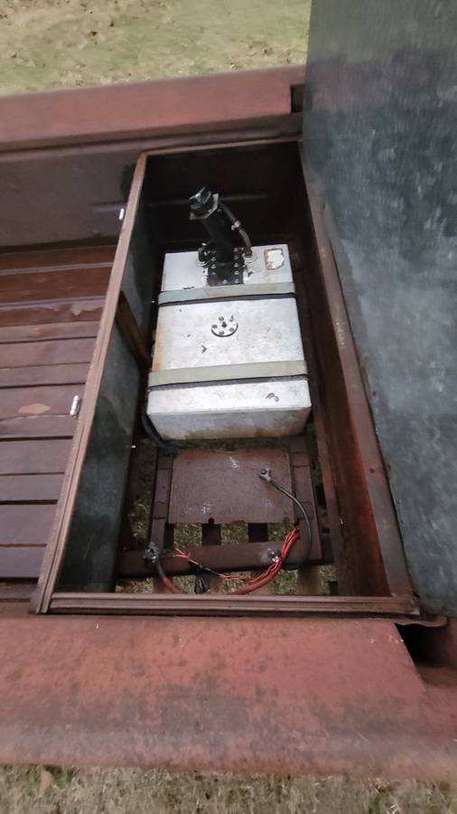 International-kb-2-34-ton-1948-red-11