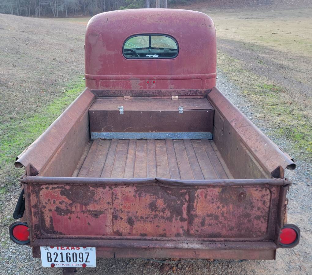 International-kb-2-34-ton-1948-red-2