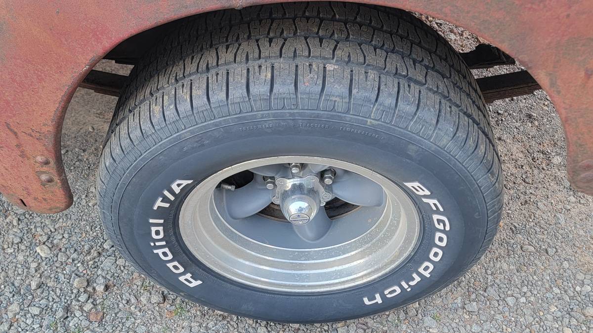 International-kb-2-34-ton-1948-red-5