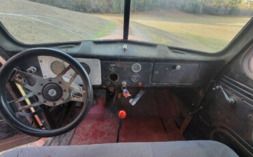 International-kb-2-34-ton-1948-red-8