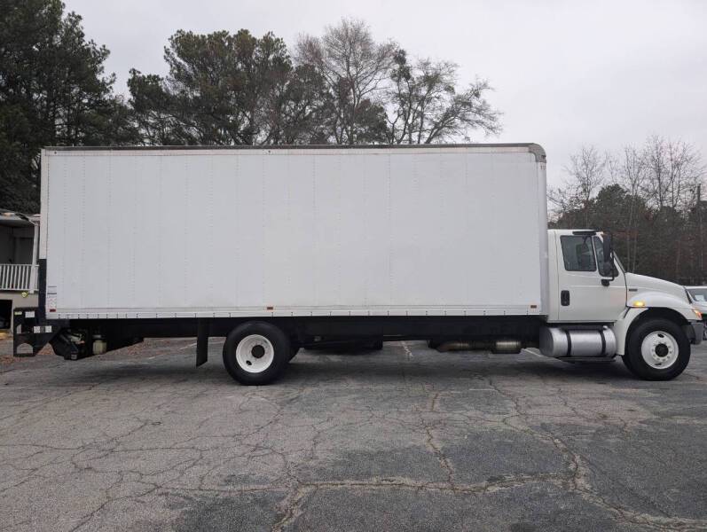 International-ma025-durastar-4300-diesel-1985-white-10