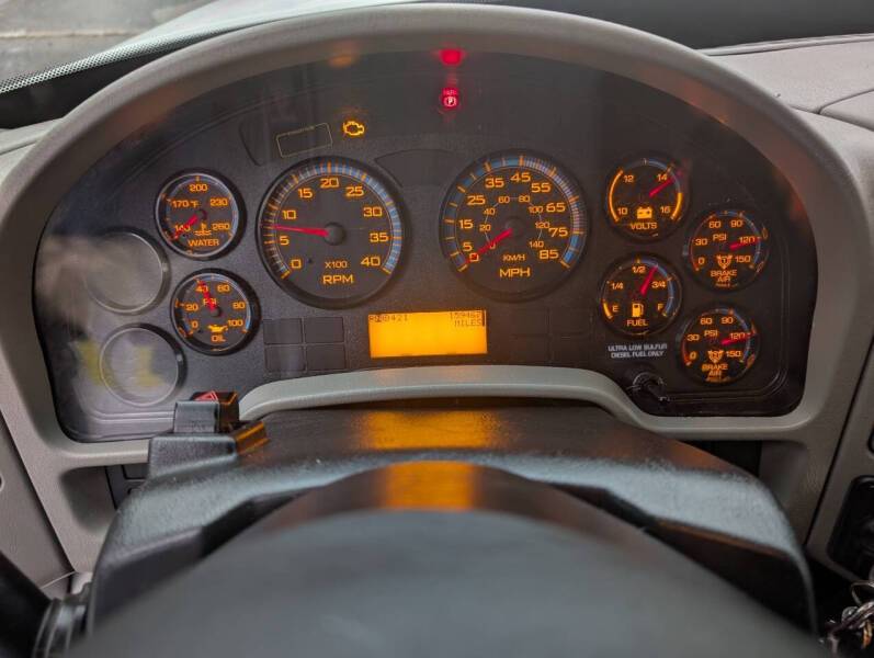 International-ma025-durastar-4300-diesel-1985-white-16