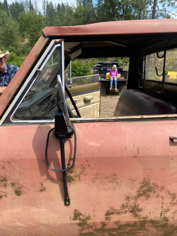 International-scout-1973-red-14