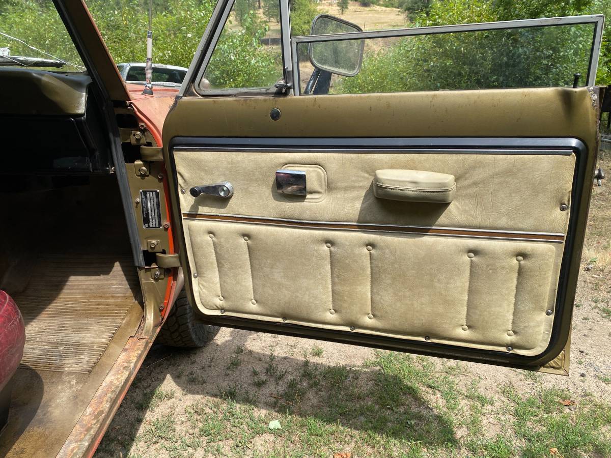 International-scout-1973-red-18