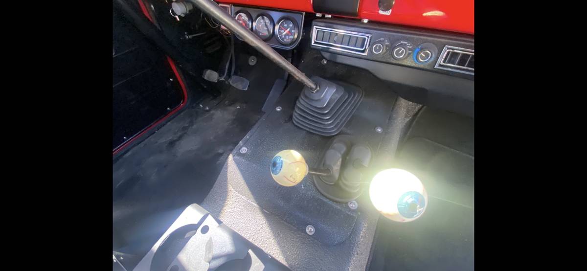 International-scout-1975-red-13