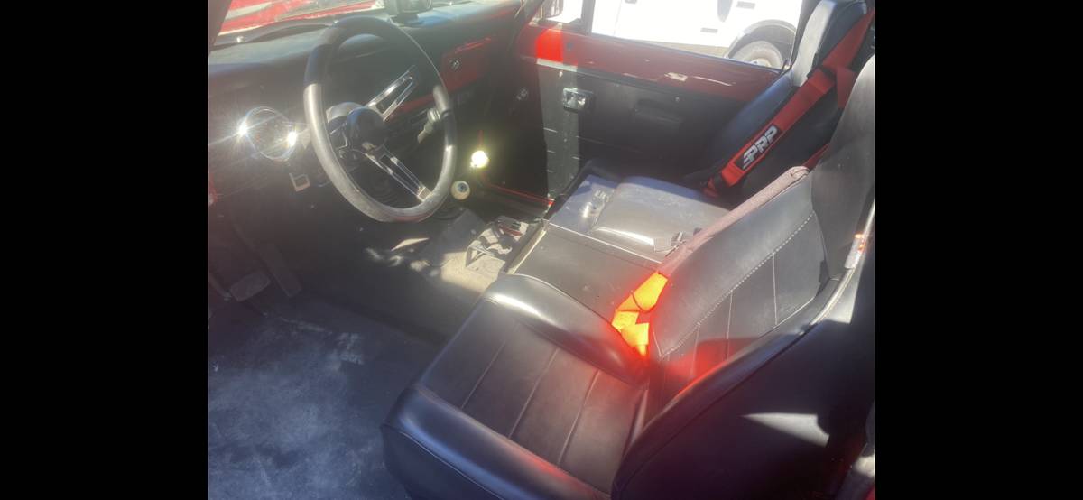 International-scout-1975-red-23