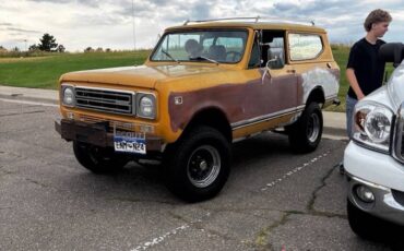 International-scout-1979-yellow-10