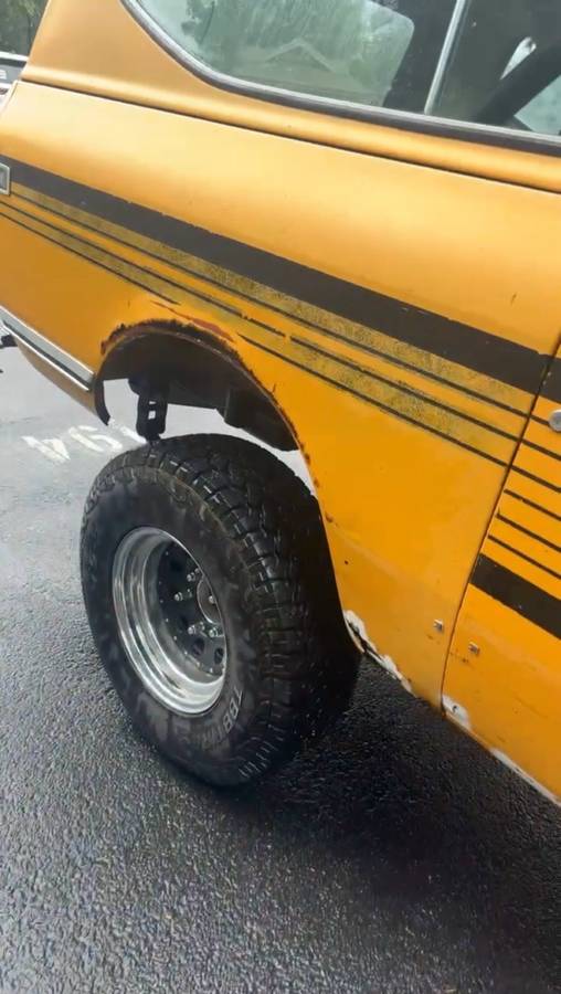 International-scout-1979-yellow-11