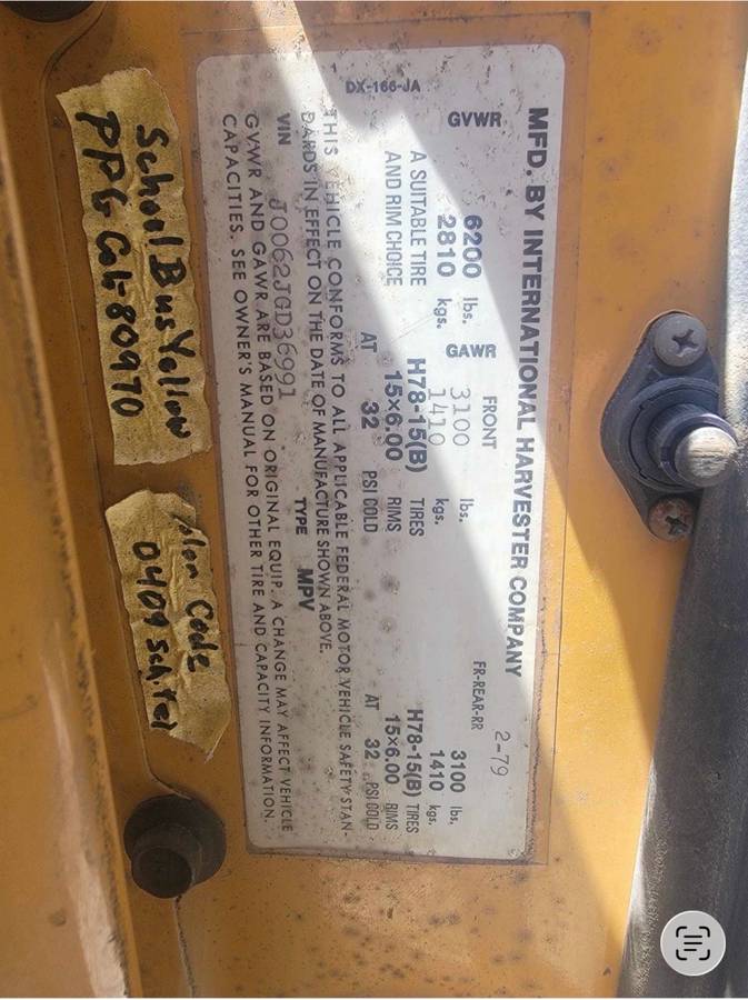 International-scout-1979-yellow-9